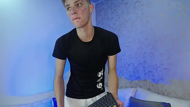 Robbin Blaze online show from September 2025 07:37:02 PM