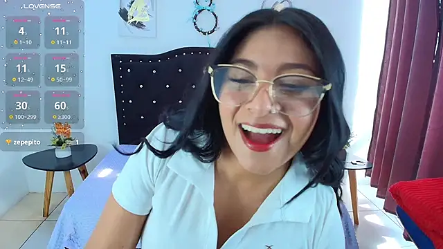 Snapshot of Ariana_F_W chatting on September 2025 01:35:02 PM Ariana F W online show from September 2025 01:35:02 PM