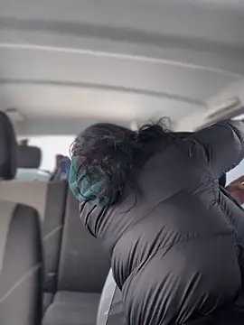 Snapshot of MeekyRich chatting on November 2025 05:07:01 AM MeekyRich online show from November 2025 05:07:01 AM