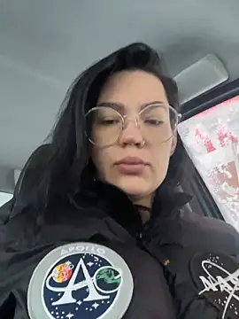 Snapshot of MeekyRich chatting on November 2025 03:06:02 AM MeekyRich online show from November 2025 03:06:02 AM