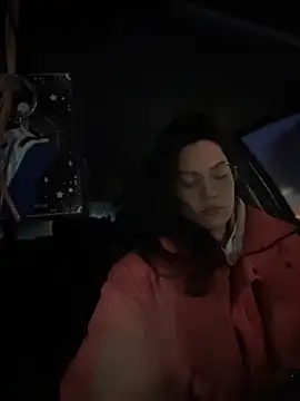 Snapshot of MeekyRich chatting on January 2026 02:03:01 AM MeekyRich online show from January 2026 02:03:01 AM