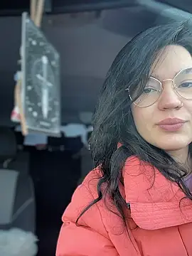 Snapshot of MeekyRich chatting on January 2026 04:39:02 AM MeekyRich online show from January 2026 04:39:02 AM