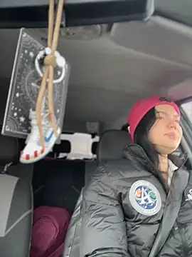 Snapshot of MeekyRich chatting on February 2026 03:36:01 AM MeekyRich online show from February 2026 03:36:01 AM