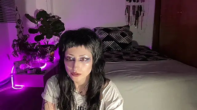 ELENA UMBRA online show from March 2026 11:22:02 PM