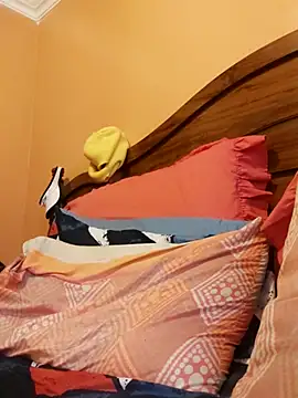 Snapshot of RearApiary chatting on December 2025 03:55:01 AM RearApiary online show from December 2025 03:55:01 AM