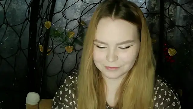 Snapshot of blushing_star chatting on March 2026 07:47:01 AM blushing star online show from March 2026 07:47:01 AM