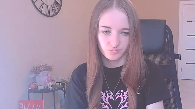 Snapshot of KateKayer chatting on September 2025 08:48:01 AM KateKayer online show from September 2025 08:48:01 AM
