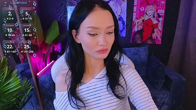 Snapshot of _holly_berry_ chatting on September 2025 08:16:02 AM holly berry online show from September 2025 08:16:02 AM