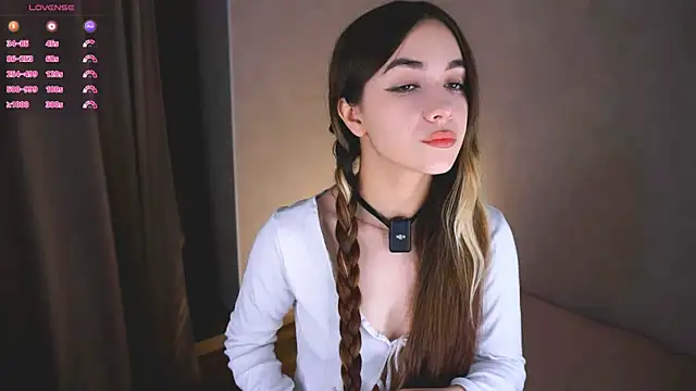 CupSizeGirl online show from October 2025 04:26:01 PM