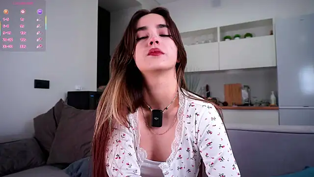 CupSizeGirl online show from December 2025 01:09:02 PM