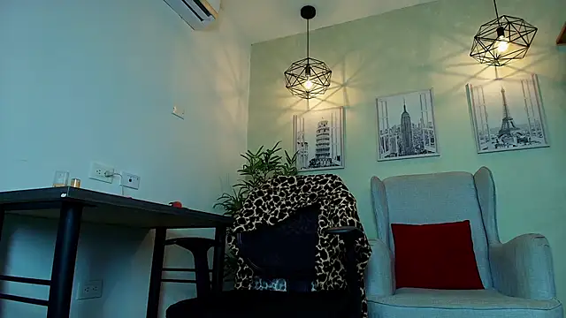  Victoria Collins online show from February 2026 11:26:02 AM