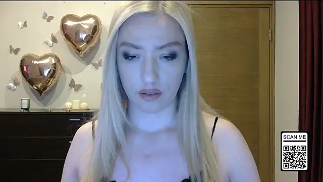 Snapshot of Wild_Silk_Desire chatting on May 2026 03:08:02 PM Wild Silk Desire online show from May 2026 03:08:02 PM