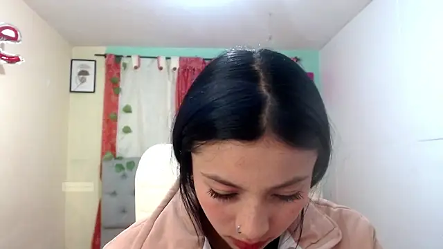 vale miel online show from October 2025 11:49:02 PM