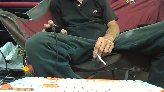 Lovyourpuss online show from February 2026 03:43:01 AM