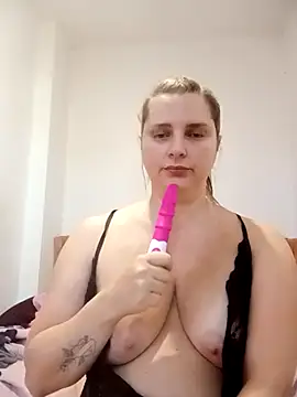 JessicaItalia online show from October 2025 09:17:02 AM