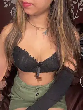 Scarlett 1819 online show from February 2026 05:42:02 PM