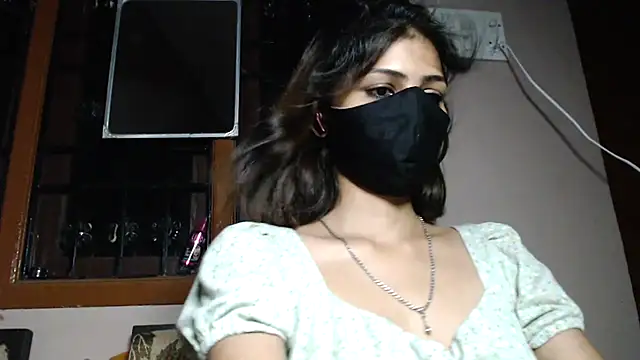 Snapshot of Isha_Sax chatting on October 2025 08:29:02 PM Isha Sax online show from October 2025 08:29:02 PM