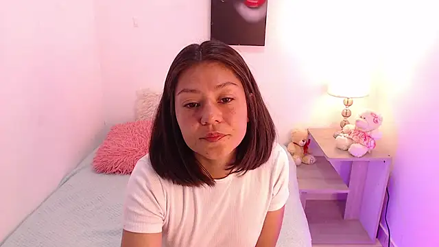 Snapshot of renataj chatting on November 2025 06:51:01 PM renataj online show from November 2025 06:51:01 PM