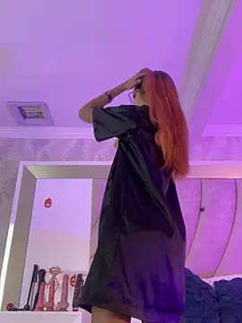 AnnahiBaker online show from November 2025 04:42:01 PM