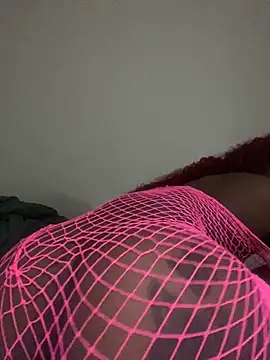 Snapshot of lovergirll555 chatting on December 2025 08:23:01 AM lovergirll555 online show from December 2025 08:23:01 AM