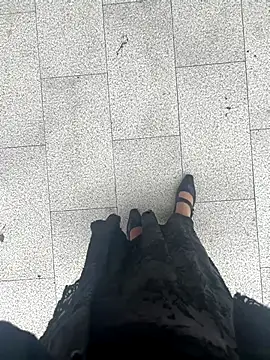 xiaoyuan01 online show from September 2025 01:40:02 AM