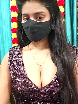 Aanya hotty online show from October 2025 04:31:01 PM