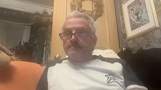 poggles online show from November 2025 10:40:01 PM