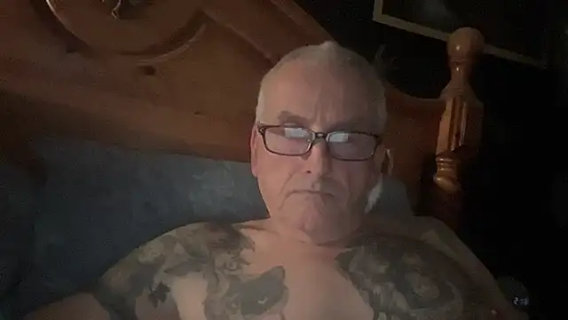 poggles online show from November 2025 09:39:01 PM