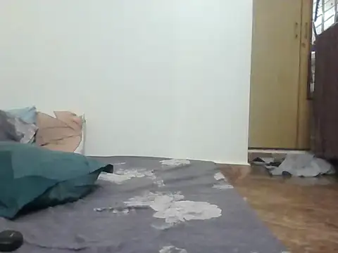 Matt6102 online show from November 2025 04:34:02 PM