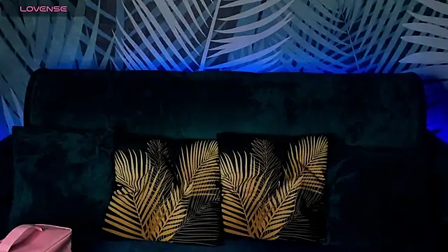 ChristyCrayme online show from December 2025 10:04:01 PM