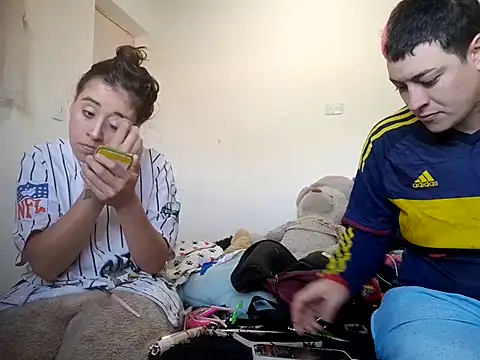 Snapshot of twodoo chatting on October 2025 01:22:01 PM twodoo online show from October 2025 01:22:01 PM