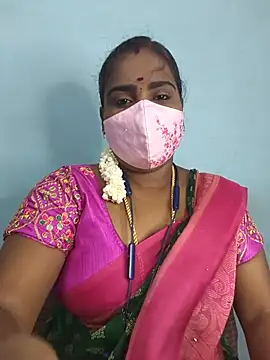 Snapshot of Tamil_riyalini12 chatting on July 2026 06:21:01 PM Tamil riyalini12 online show from July 2026 06:21:01 PM
