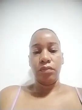 Snapshot of EbonyHorrny chatting on December 2025 12:45:02 PM EbonyHorrny online show from December 2025 12:45:02 PM