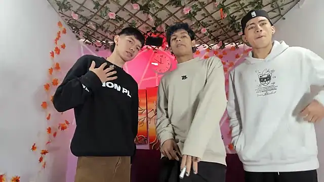 Bastian boyshot77 online show from September 2025 02:06:02 PM