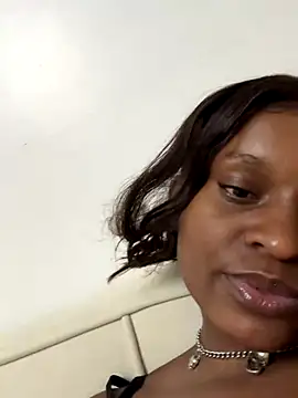 Lil-shawrie online show from December 2025 06:42:02 AM