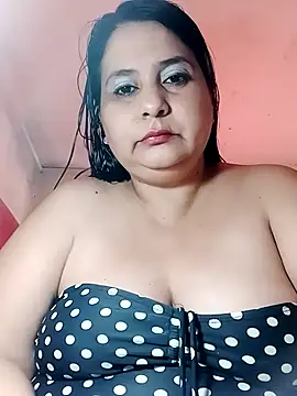 Snapshot of Aymacyn chatting on November 2025 11:00:01 AM Aymacyn online show from November 2025 11:00:01 AM