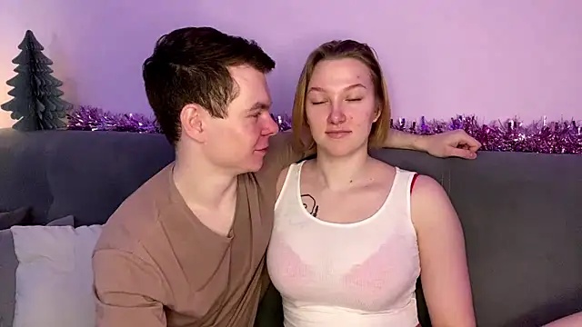 julielourens online show from December 2025 08:10:01 AM