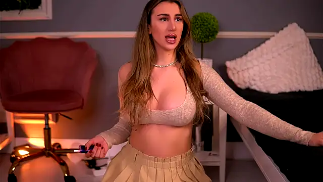 LucyxRios online show from November 2025 10:00:02 PM