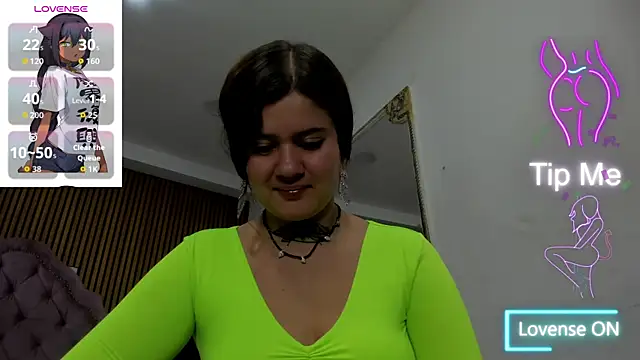 Snapshot of RosalineGrey chatting on October 2025 05:27:01 AM RosalineGrey online show from October 2025 05:27:01 AM