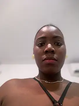 Alexia 24 online show from December 2025 10:16:01 PM