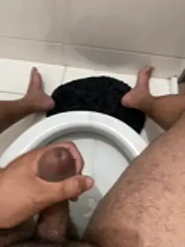 Snapshot of emerdal chatting on February 2026 08:03:02 PM emerdal online show from February 2026 08:03:02 PM