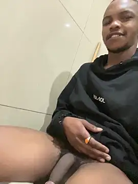 KyleMbatha online show from November 2025 06:12:01 PM