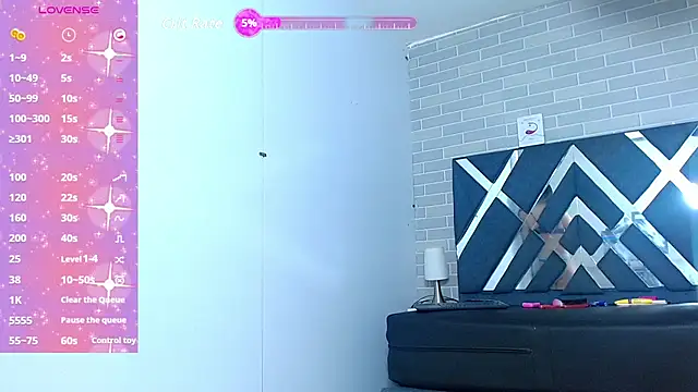 Snapshot of Raven_Doll19 chatting on November 2025 03:07:01 AM Raven Doll19 online show from November 2025 03:07:01 AM