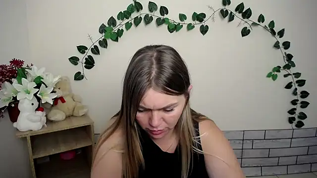 Snapshot of Magic_Katarina_ chatting on September 2025 06:46:01 AM Magic Katarina online show from September 2025 06:46:01 AM