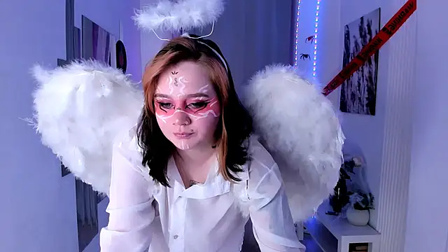 Snapshot of lunaalli chatting on October 2025 02:10:01 PM lunaalli online show from October 2025 02:10:01 PM