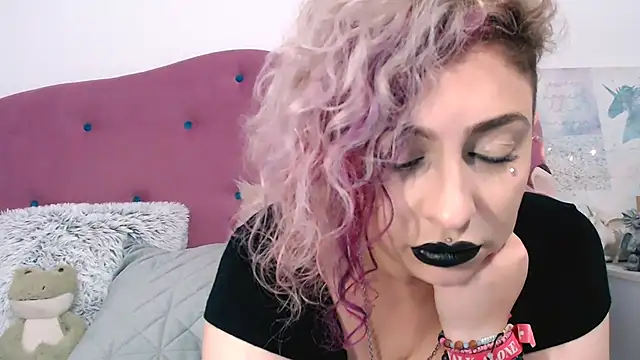 AAARUNY online show from October 2025 11:28:02 PM