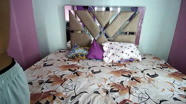 Snapshot of 777_camilo chatting on February 2026 01:32:02 AM 777 camilo online show from February 2026 01:32:02 AM