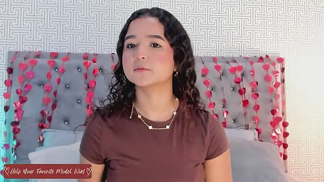 Evaa Lunna  online show from February 2026 08:27:01 PM