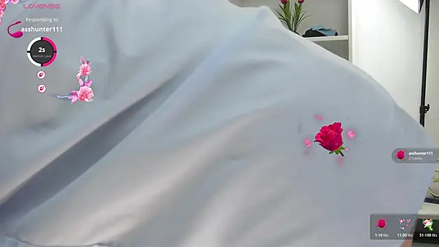 Snapshot of Anna_glamlovely chatting on November 2025 06:44:01 AM Anna glamlovely online show from November 2025 06:44:01 AM