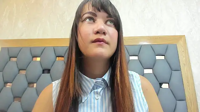 juliette pretty  online show from October 2025 08:09:02 PM